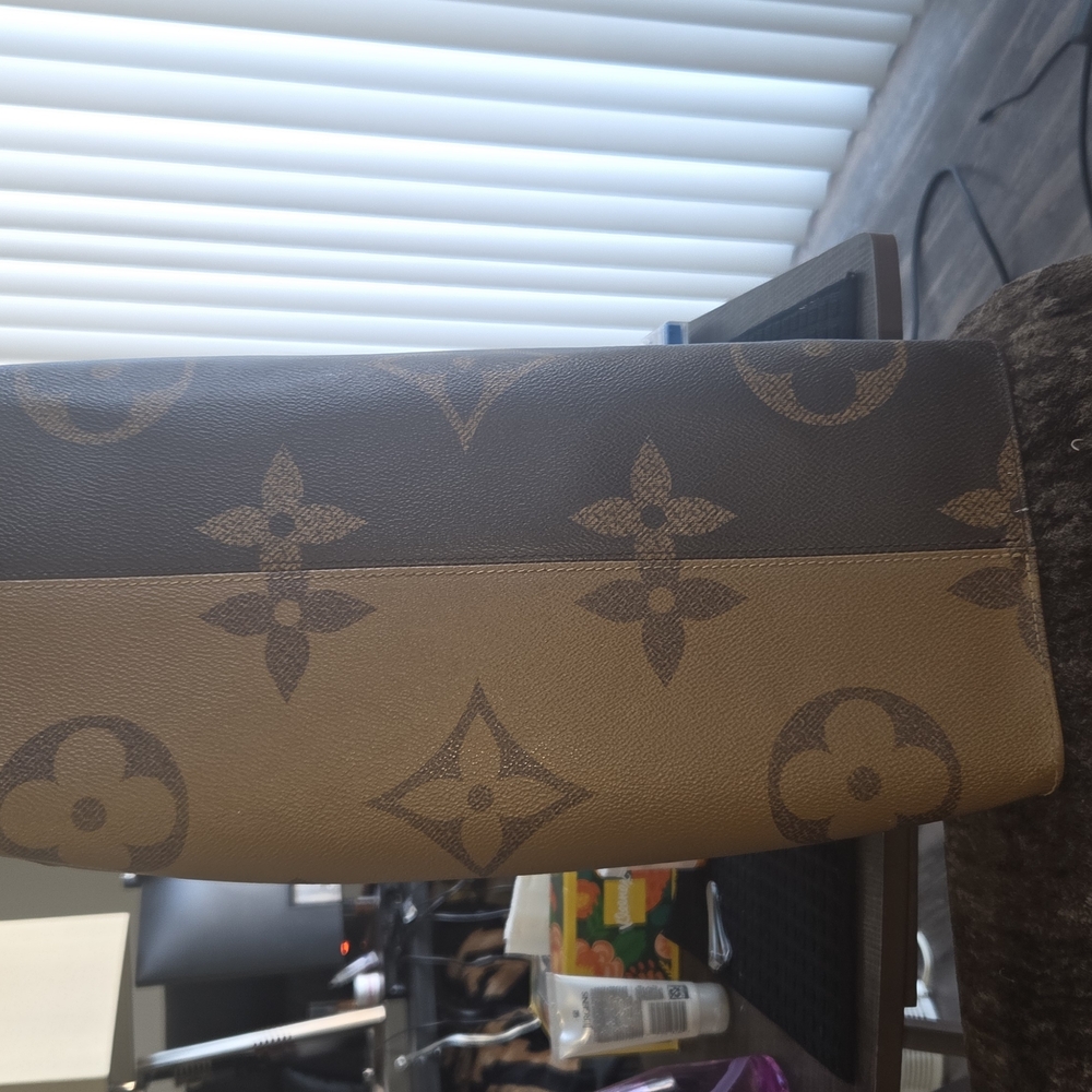 Louis Vuitton Monogram Canvas Tote in Brown & Gold - Picture 4 of 6